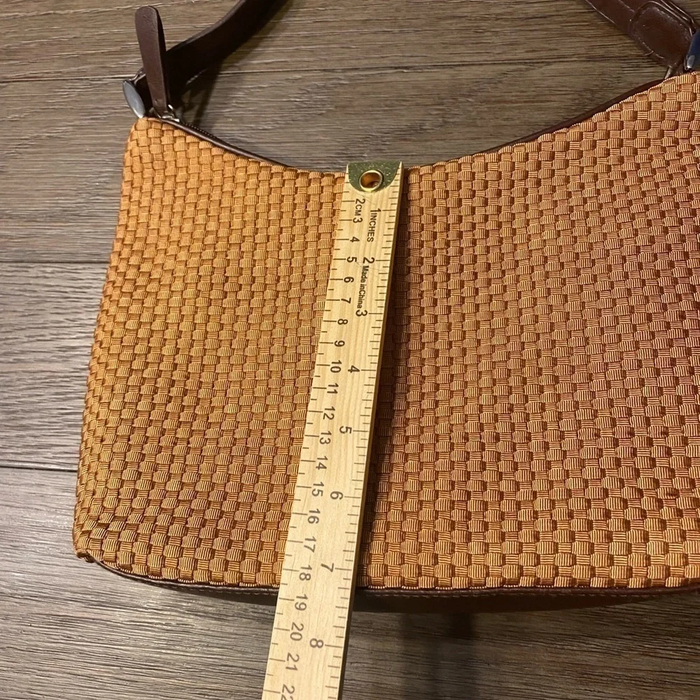 Coldwater Creek Small Brown Woven Shoulder Hand Bag Zip Closure Inside Pockets.